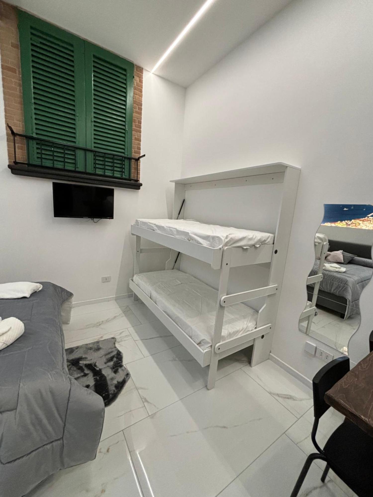 Bed and Breakfast Briante House Napoli Esterno foto