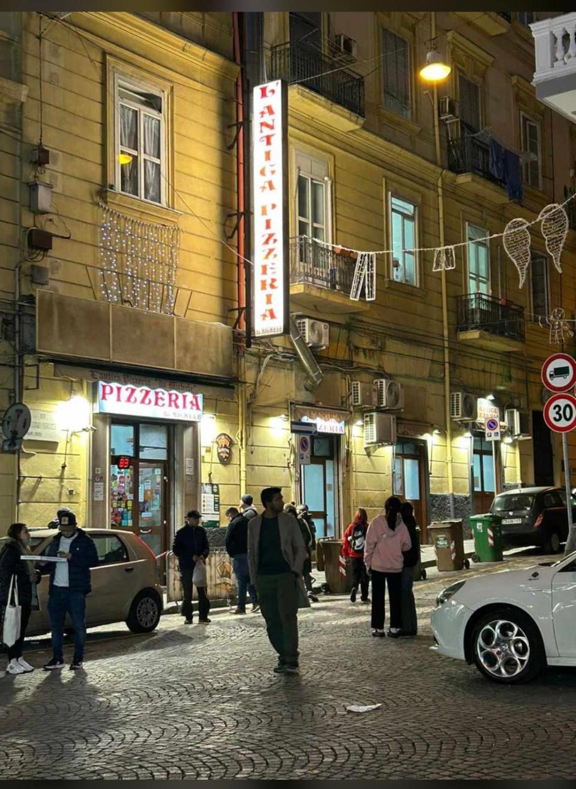 Bed and Breakfast Briante House Napoli Esterno foto