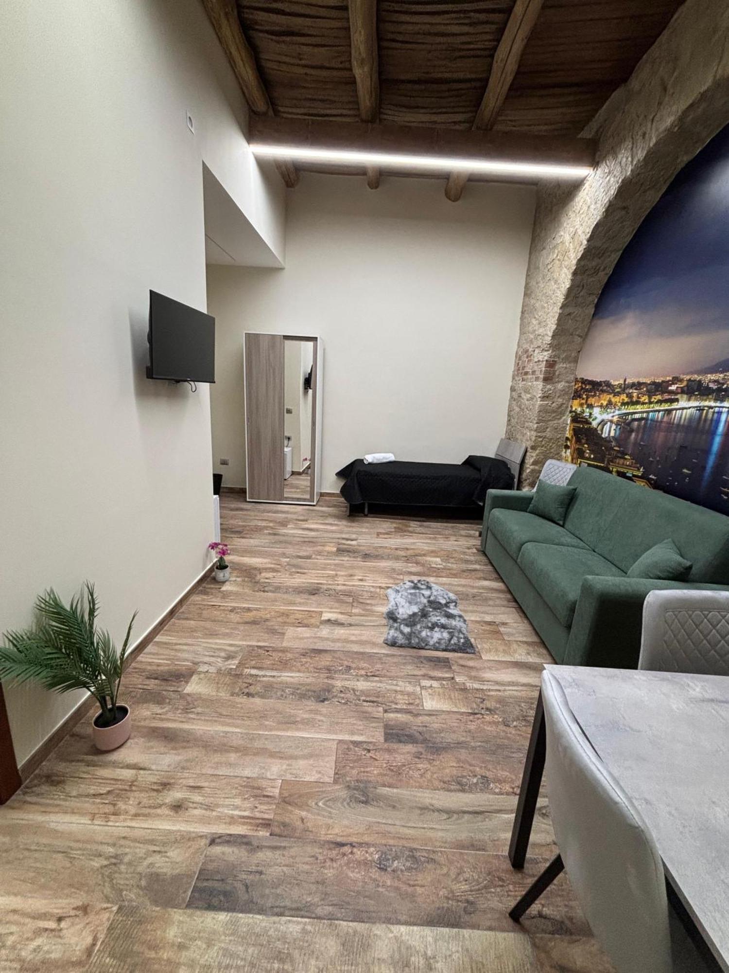 Bed and Breakfast Briante House Napoli Esterno foto