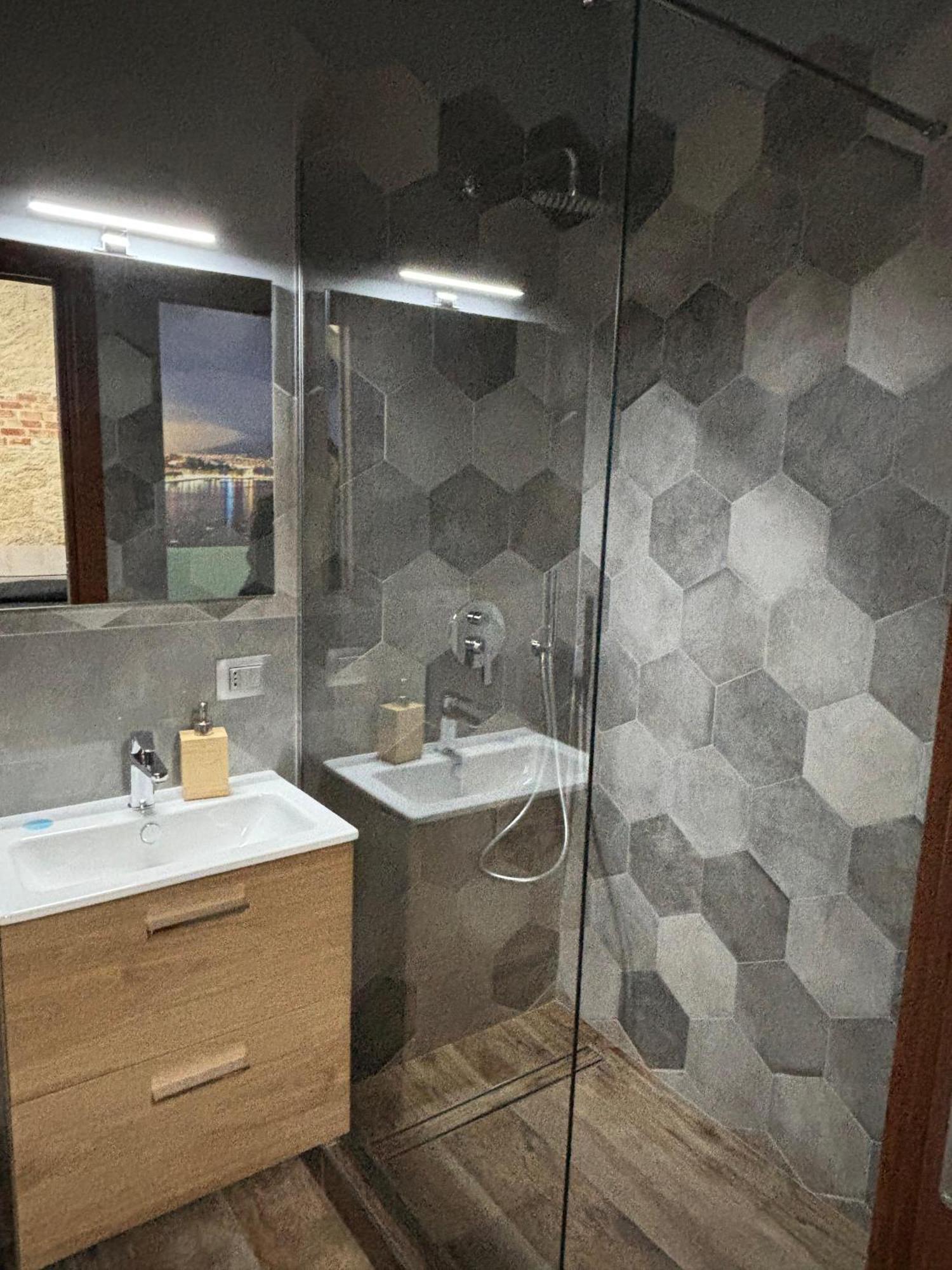 Bed and Breakfast Briante House Napoli Esterno foto