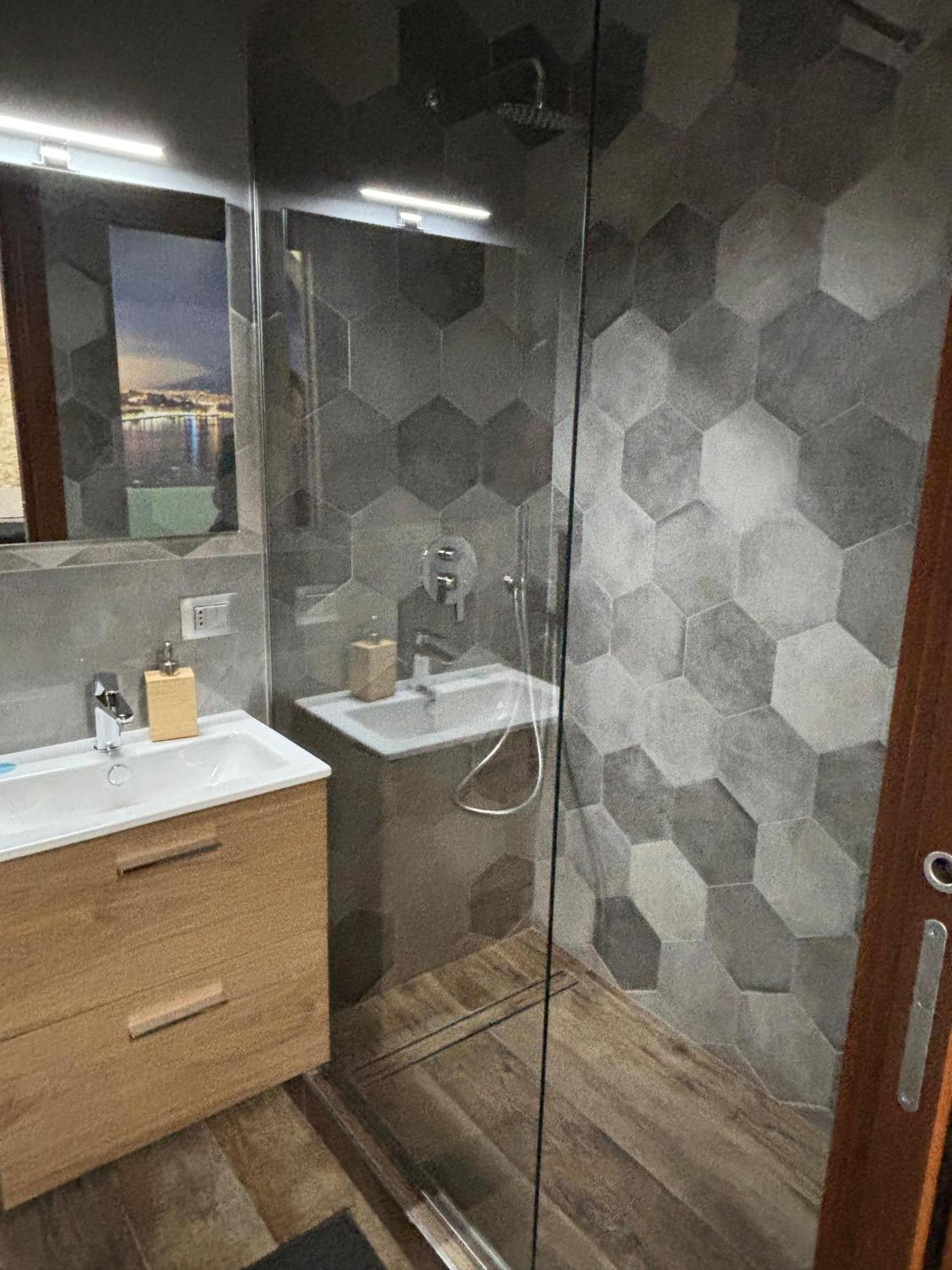 Bed and Breakfast Briante House Napoli Esterno foto